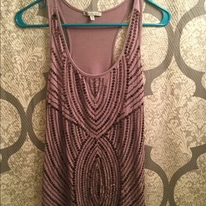 Purple tank top.  Large♥️